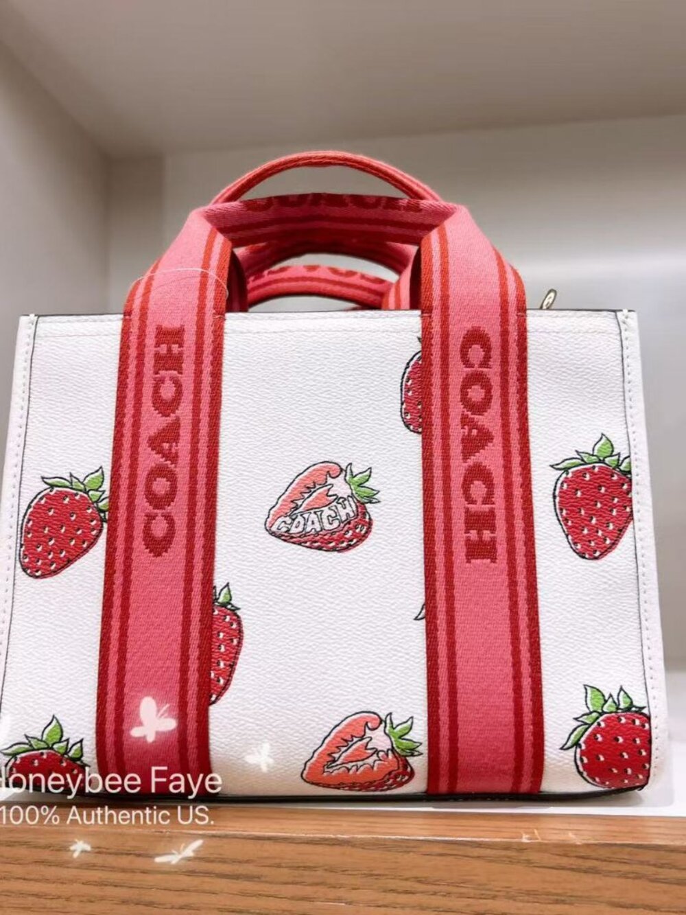 Coach Smith Tote Bag 24 With Strawberry Print CAR80